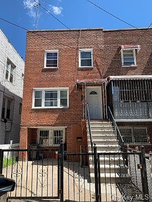 1st image of 3222B Pearsall Ave #B