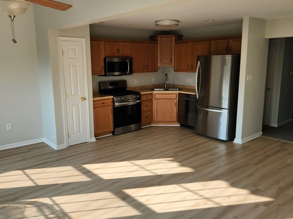 135 Dorchester Ln