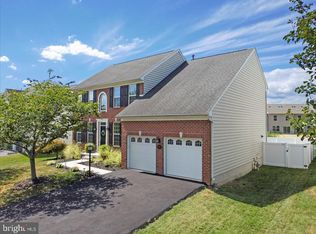 351 Richwood Hall Rd, Kearneysville, WV 25430