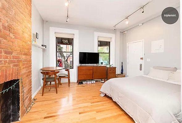 1st image of 270 Bleecker St #2A