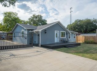 110 S 4th St, Conroe, TX 77301