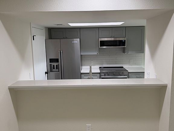 2nd image of 1401 Camp Craft Rd APT B