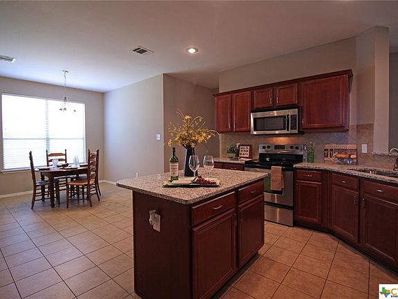 3rd image of 6803 Golden Oak Ln