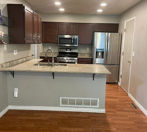 2nd image of 13859 W La Salle Pl