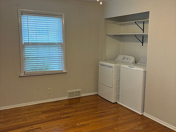 5th image of 604 Thunderbird Ct APT A