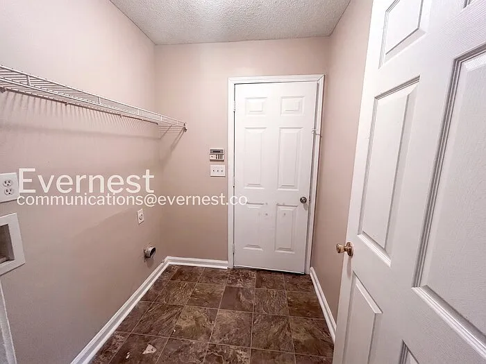 6416 Phillips Creek Dr — Photo 21