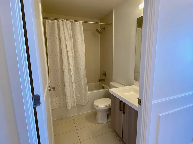 7895 Jane St #3116 — Photo 11