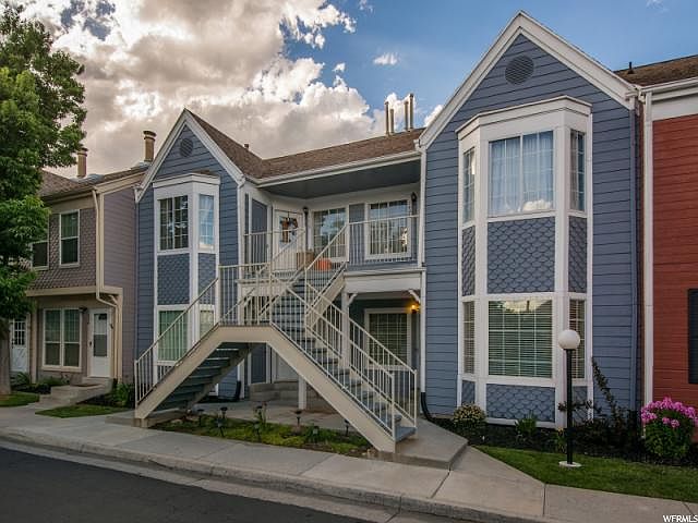 1st image of 1426 W Beacon Hill Cir