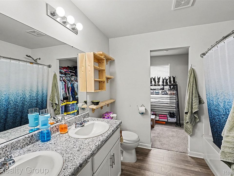 605 Rockway Dr, photo 13