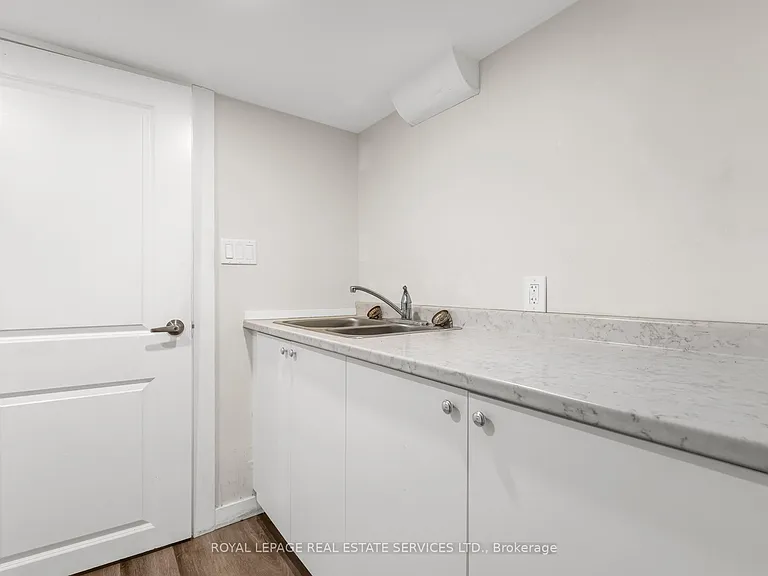 58 East Ave S #LOWER — Photo 7