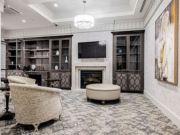 5th image of 9075 Jane St #1903