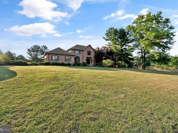 2 Arden Valley Ct, Sparks Glencoe, MD 21152