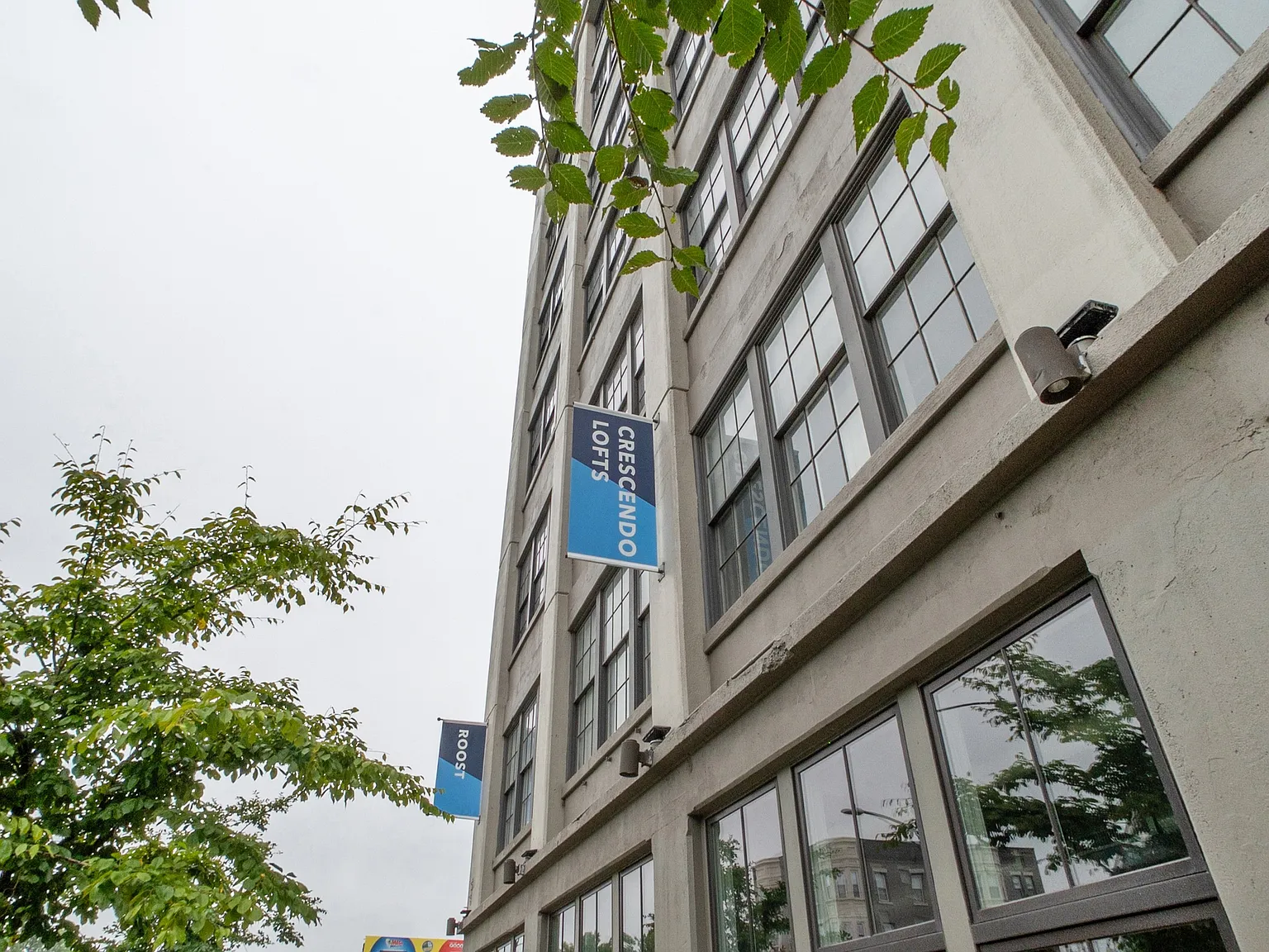Crescendo Loft Apartments — Photo 4