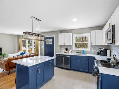 817 Brent St, Winston Salem, NC, 27103