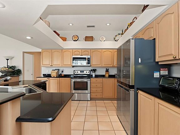 4th image of 9543 SE 70TH TERRACE