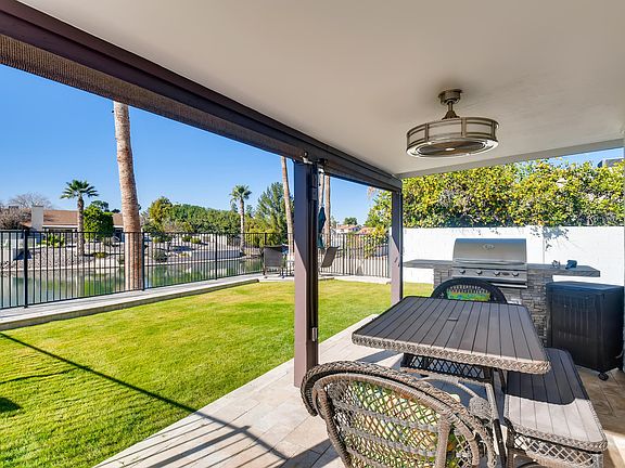 3rd image of 2434 S Los Altos