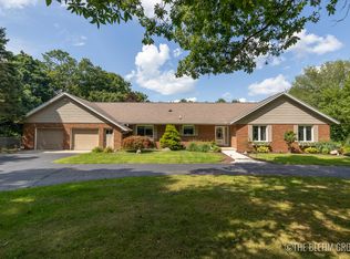 7290 Fox Meadow Dr NE, Rockford, MI