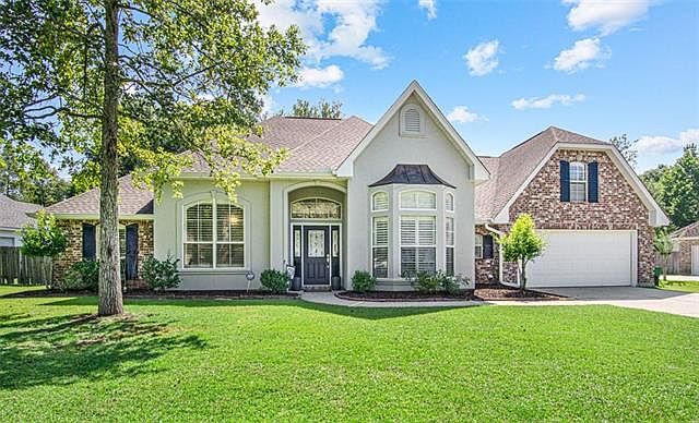 1st image of 293 Forest Brook Blvd