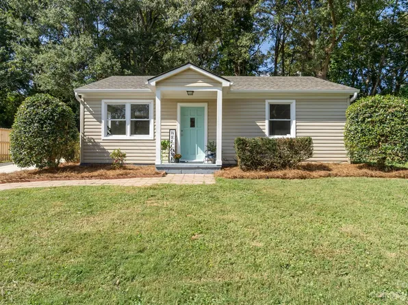 2623 Springbrook Cir, Gastonia, NC 28052