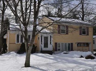7 Brasser Ln, Kenilworth, NJ 07033