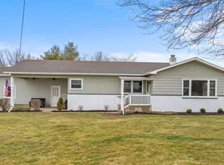 1358 S Randolph St, Garrett, IN 46738