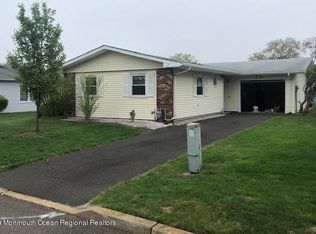 12 Melville Ln, Brick, NJ 08724