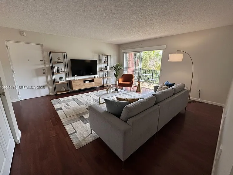 10834 N Kendall Dr #X16 — Photo 7