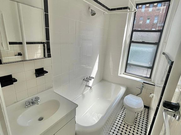 3rd image of 8414 4th Ave APT C9