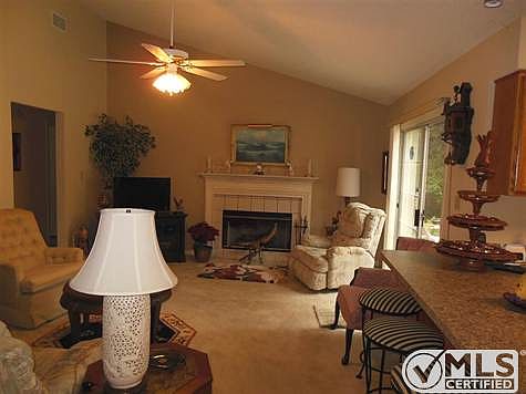 4th image of 7883 Reynolds Ct