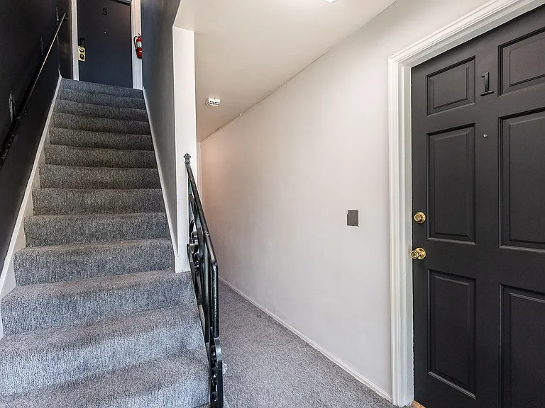 3222 Harry Lee Ln — Photo 5
