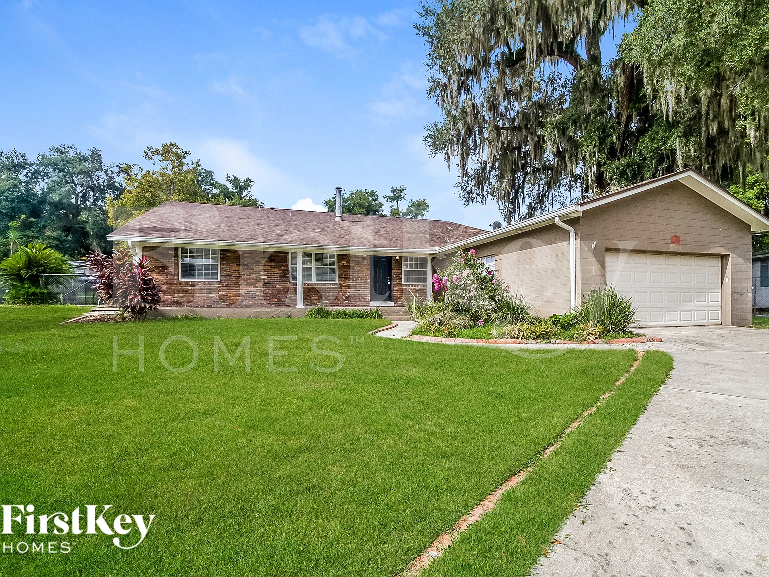 4 bed, 3.0 bath, 2726 sqft, $3,780 — Photo 2
