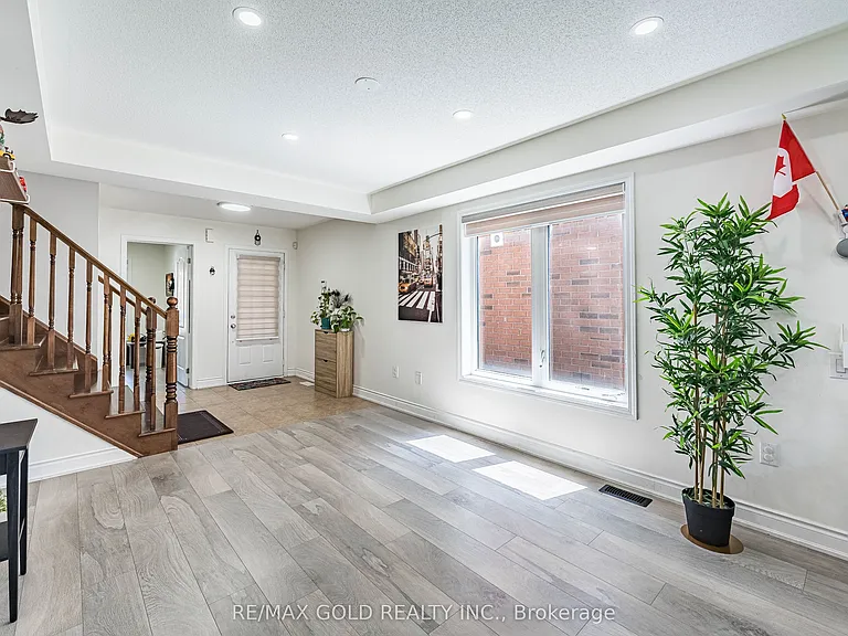 26 Robert Parkinson Dr — Photo 7