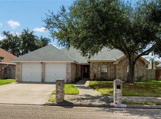 2110 Turtle Ln, Mission, TX 78572
