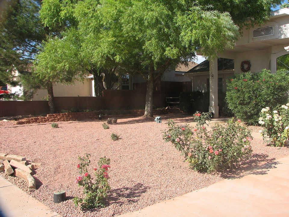 194 N Kimette Lane