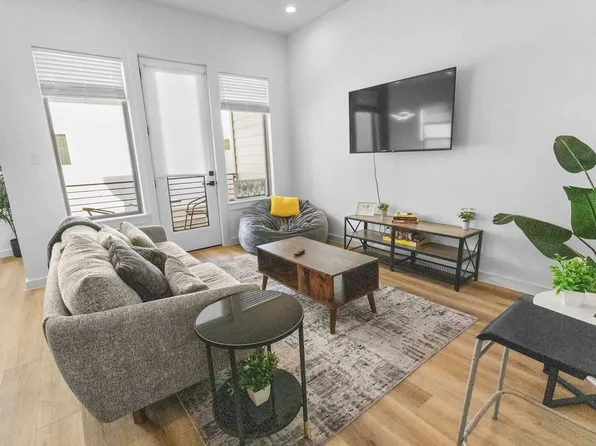 6740 Peerless St, Houston, TX