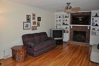 4th image of 5224 Camilla Dr