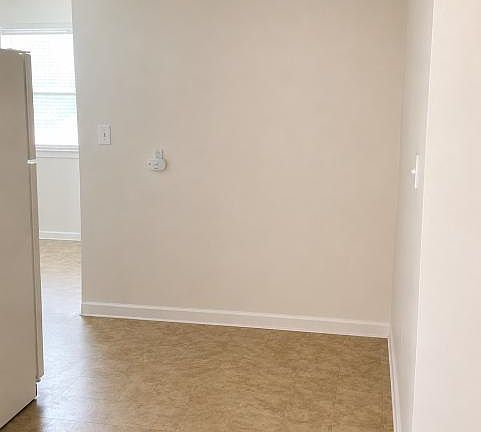 4th image of 929 19th Ave #1
