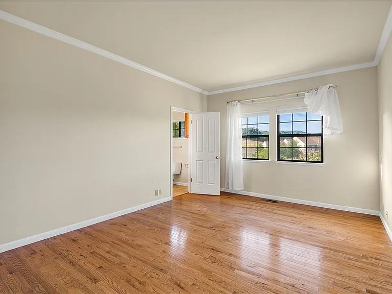 27220 Carrington Cir — Photo 3