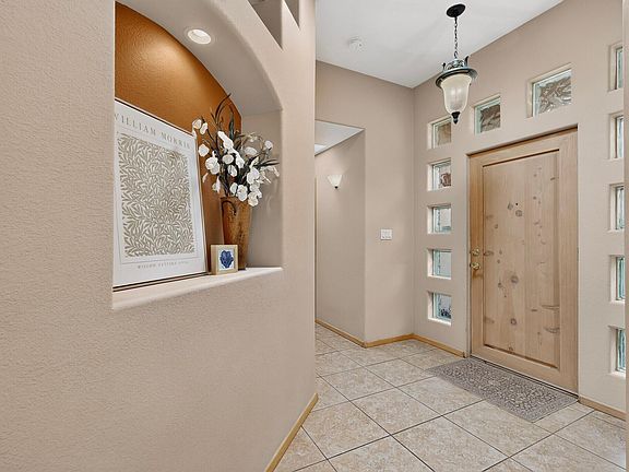 5th image of 6412 Chaco Ridge Pl NE