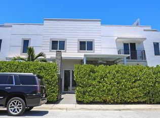821 NE 17th Ave #10, Fort Lauderdale, FL 33304