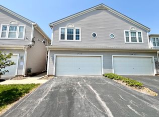 2428 Reflections Dr, Aurora, IL 60502