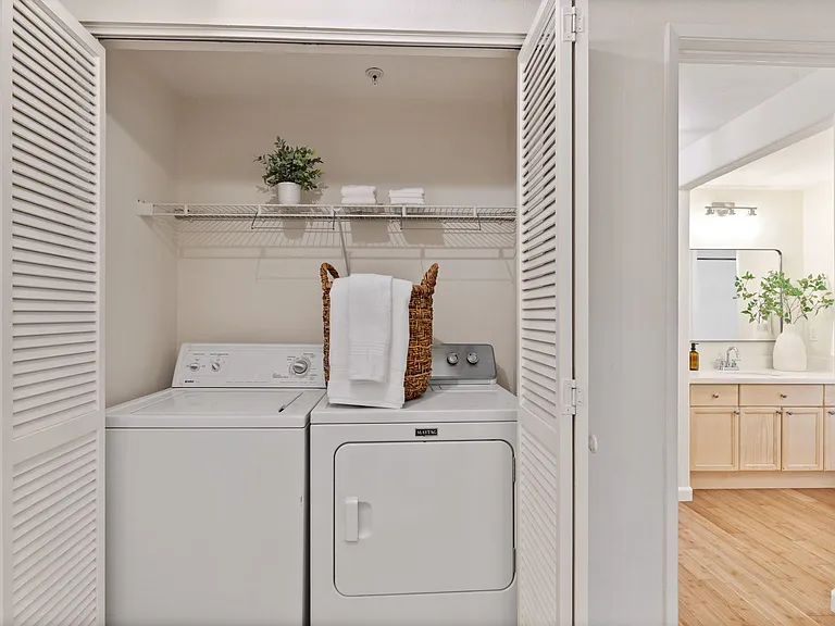 128 El Camino Real #101 — Photo 15