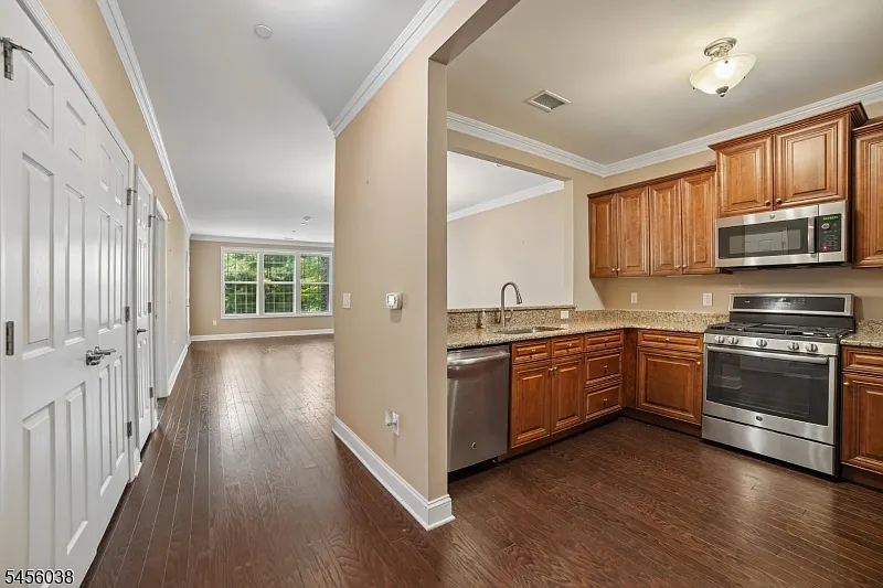 2 bed, 2.5 bath, $3,775 — Photo 3