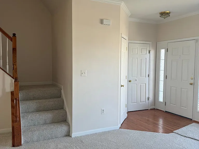 144 Keating Cir — Photo 9