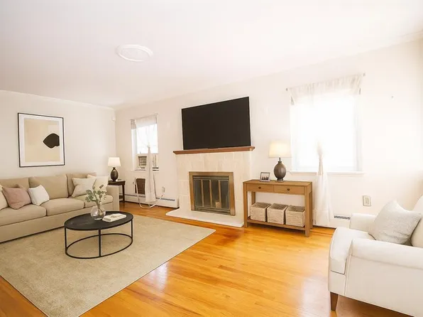 144-33 Coolidge Avenue image 4 of 16