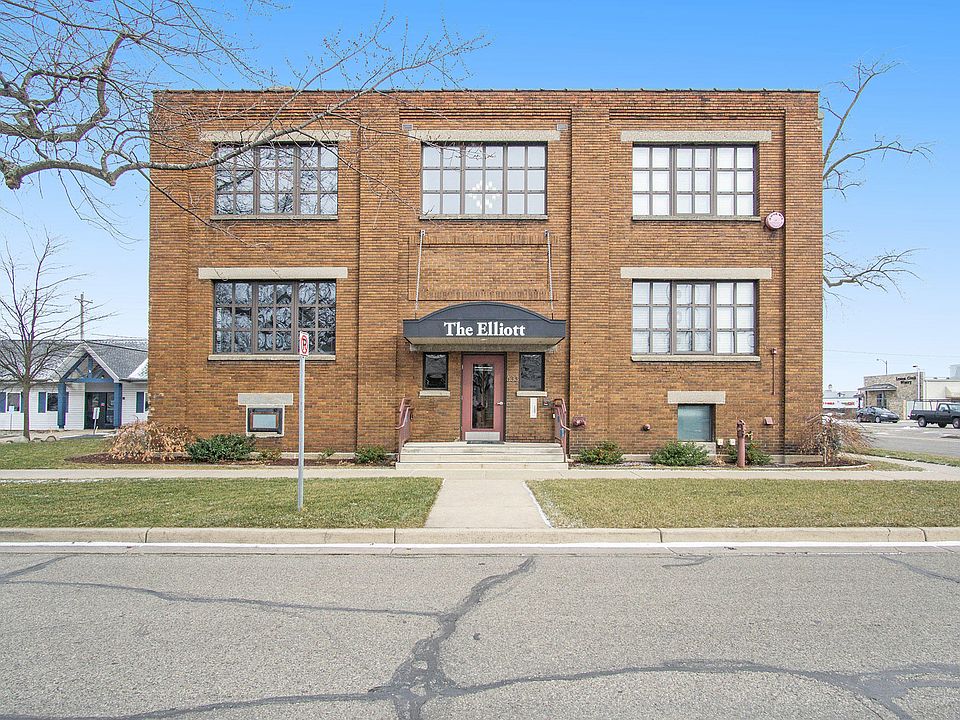 1st image of 633 Elliott Ave APT 4