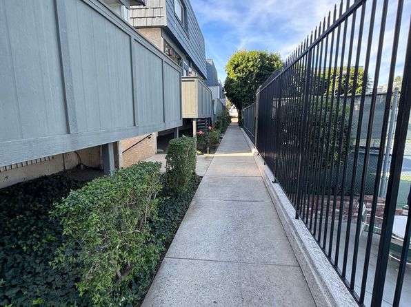 18550 Hatteras St UNIT 86