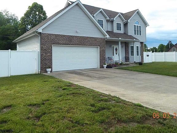 3rd image of 101 Lucinda Ln