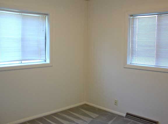 5th image of 827 Poly Dr APT 3