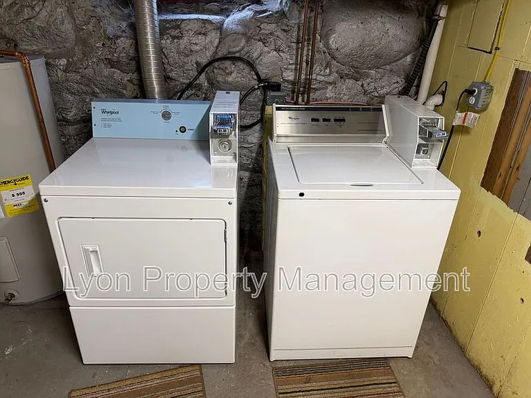 70 Bouvier Ave #1R — Photo 7